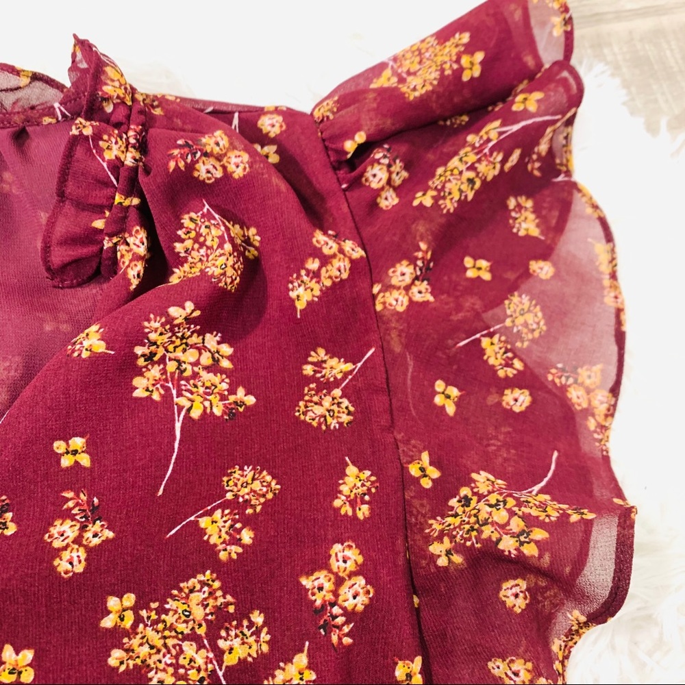 1. State Floral Burgundy Short Sleeve Blouse - Picture 6 of 9